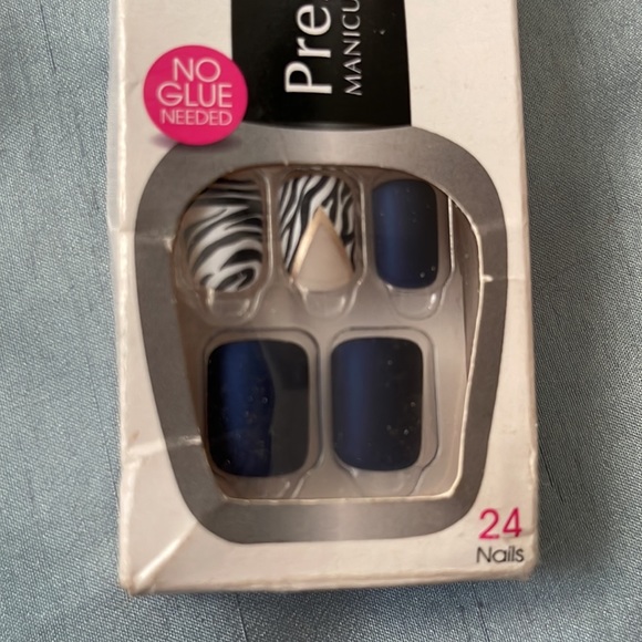 Kiss Press On Manicure - Picture 2 of 2